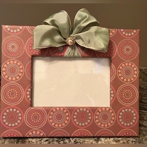 Decorative picture frame